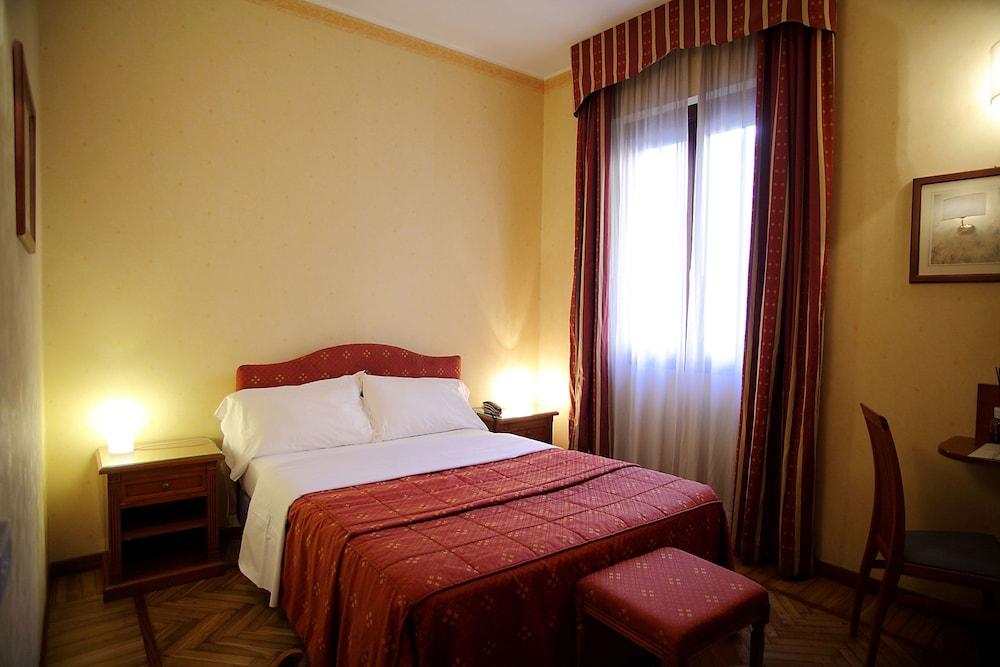 Hotel Cavour Rapallo Exteriér fotografie