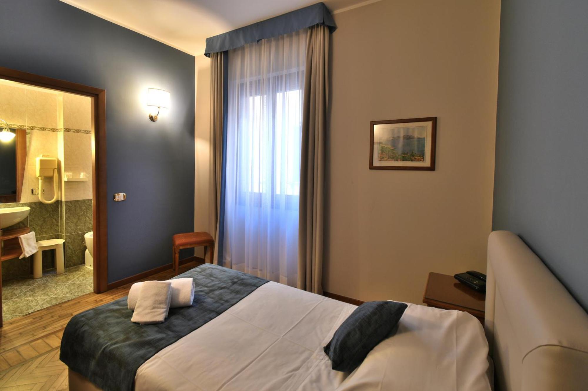 Hotel Cavour Rapallo Exteriér fotografie